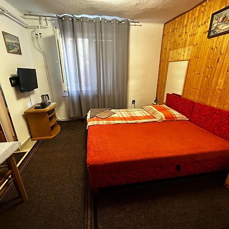 Penzion Rozalia Hotel Кошице Екстериор снимка
