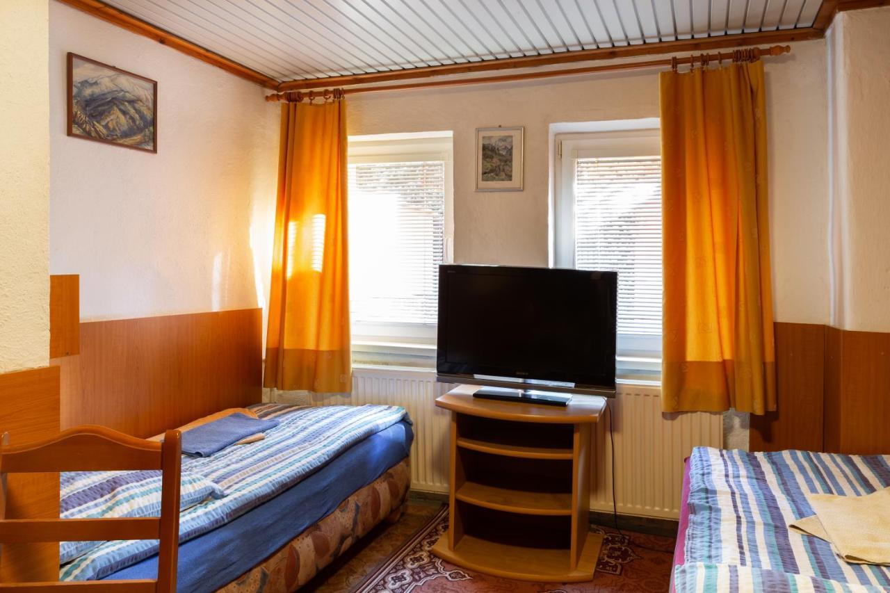 Penzion Rozalia Hotel Кошице Екстериор снимка