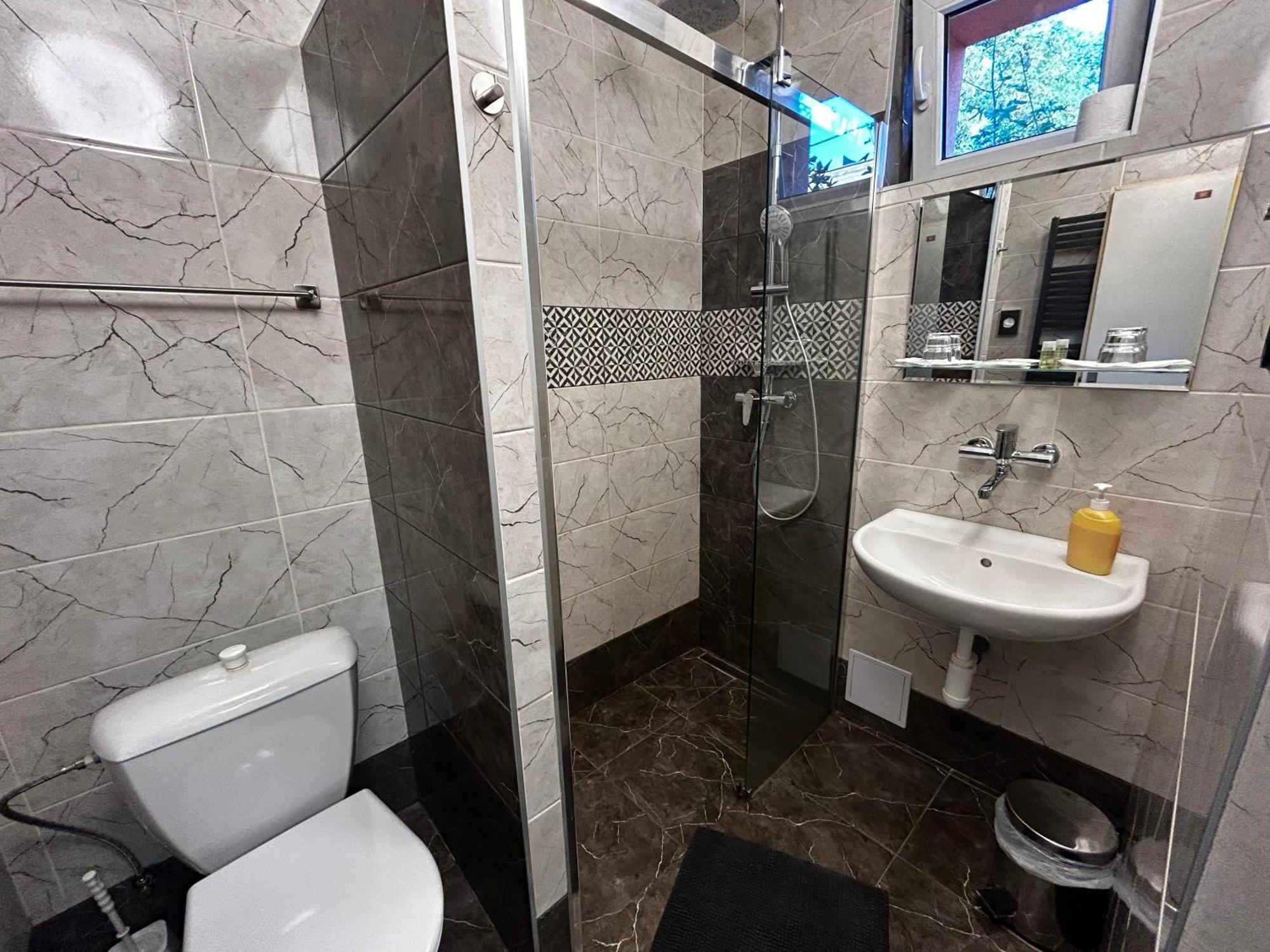 Penzion Rozalia Hotel Кошице Екстериор снимка