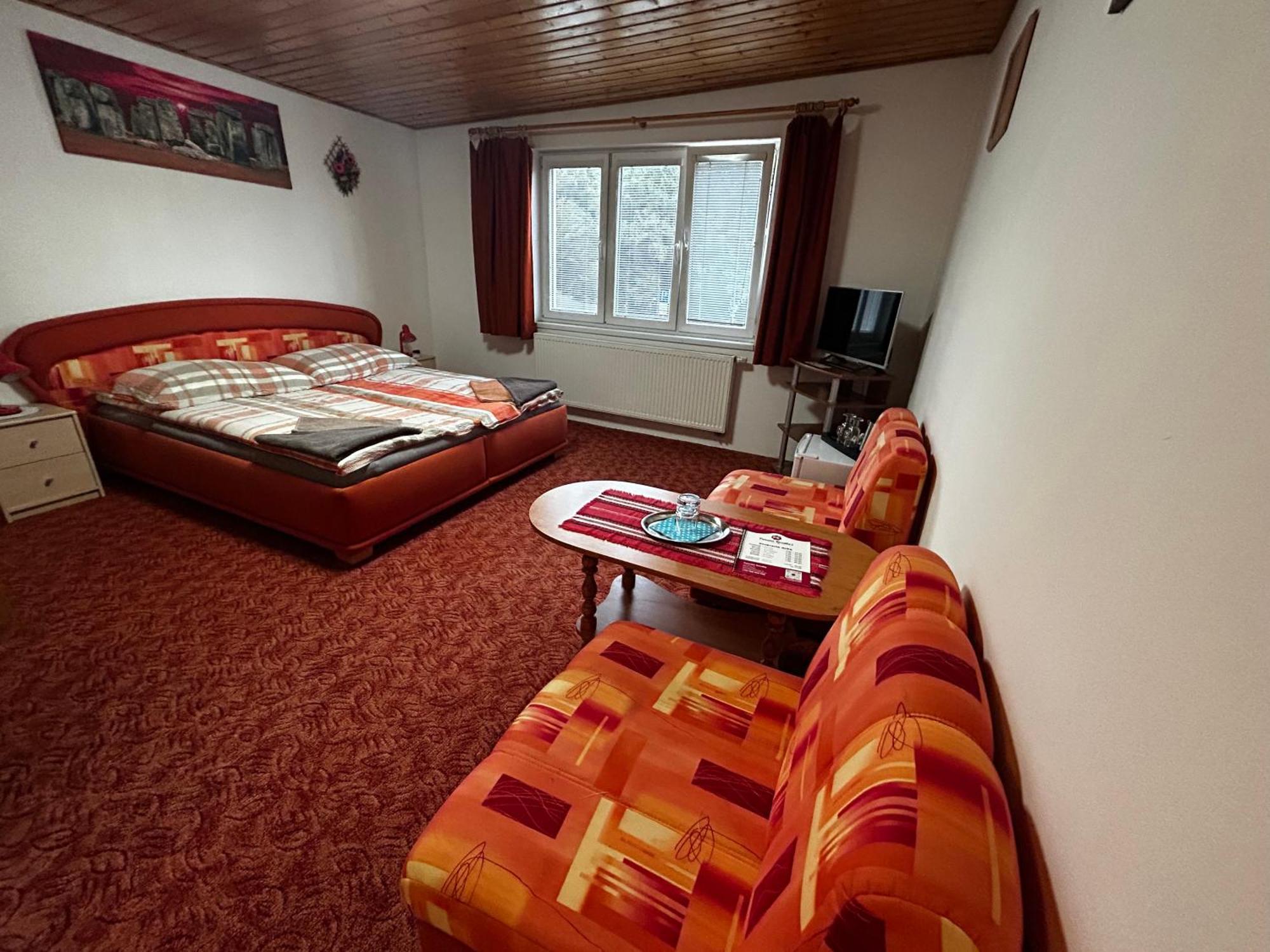 Penzion Rozalia Hotel Кошице Екстериор снимка