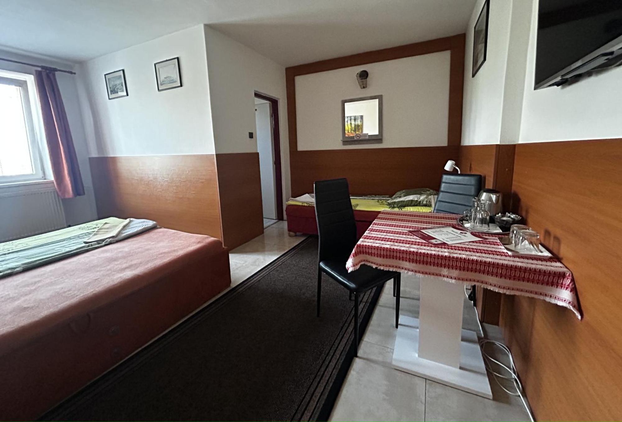 Penzion Rozalia Hotel Кошице Екстериор снимка