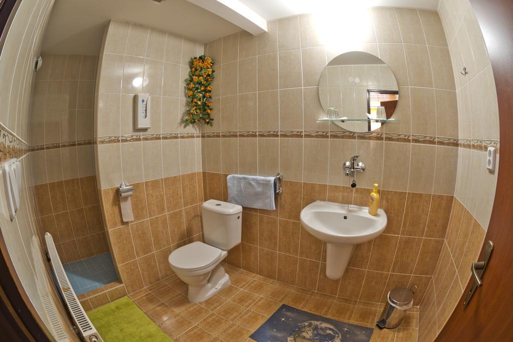 Penzion Rozalia Hotel Кошице Екстериор снимка
